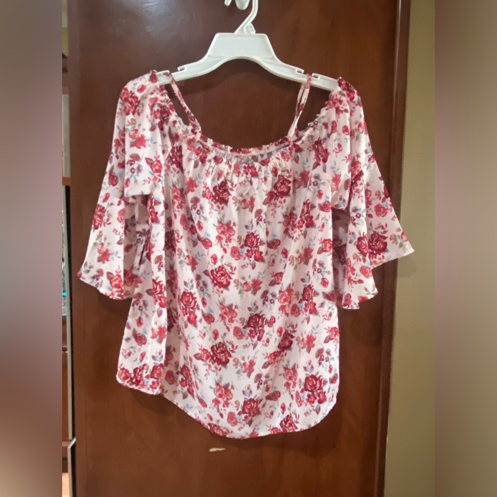Crave Fame Red and White Floral Off-Shoulder Blouse